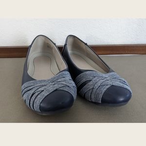 Aerosole Women's Spin Cycle Ballet Flats Navy 9